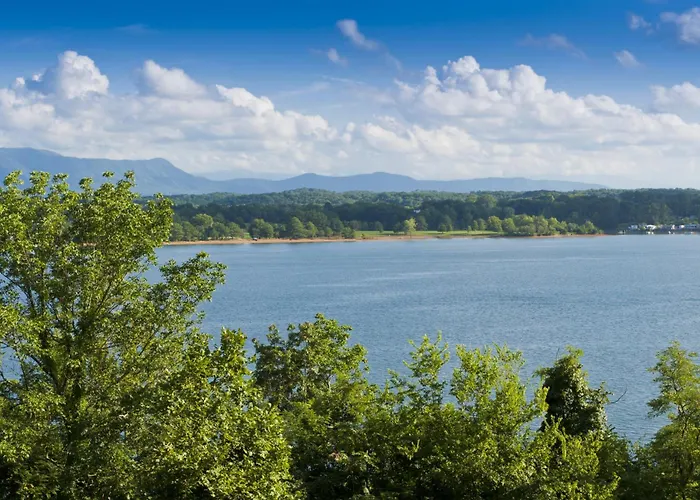 A Mountain Paradise Pigeon Forge