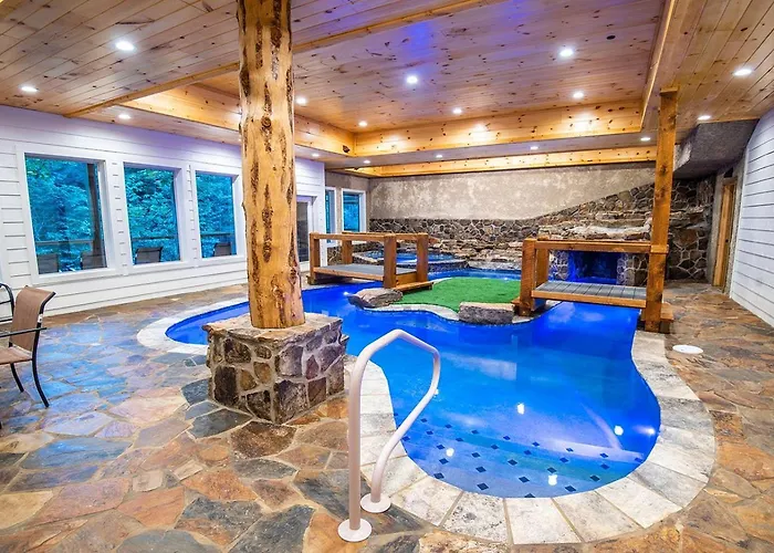 Treehouse River Lodge Pigeon Forge